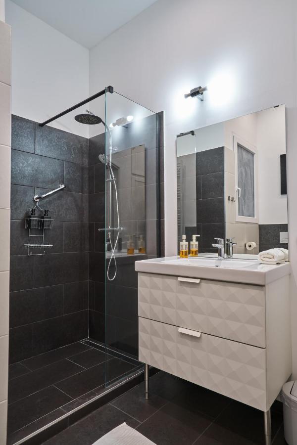 Nanirol Apartment At Gellert Bath Budapest Luaran gambar