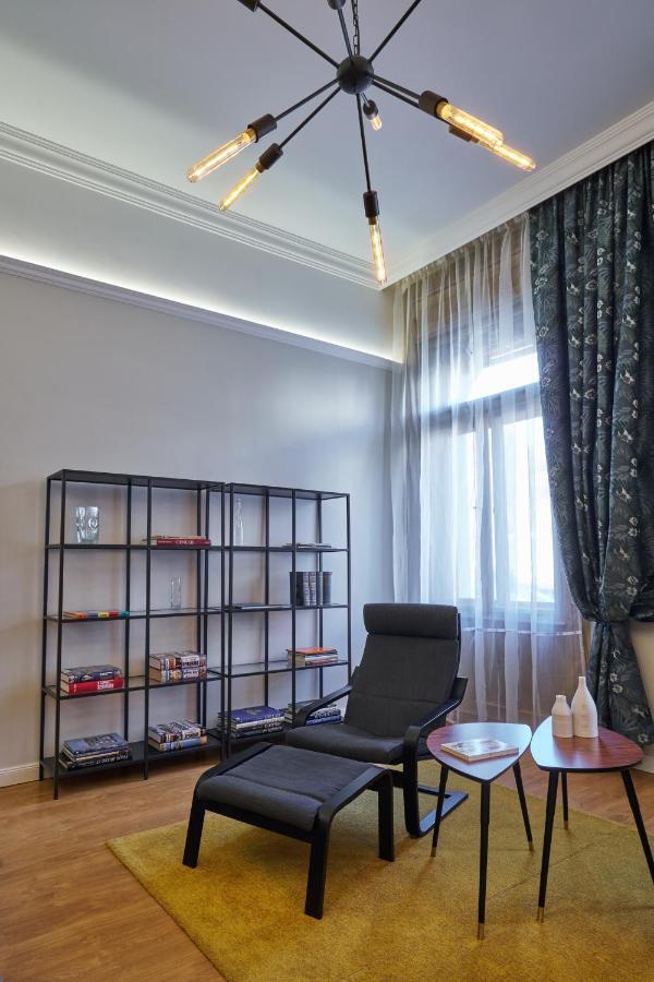 Nanirol Apartment At Gellert Bath Budapest Luaran gambar
