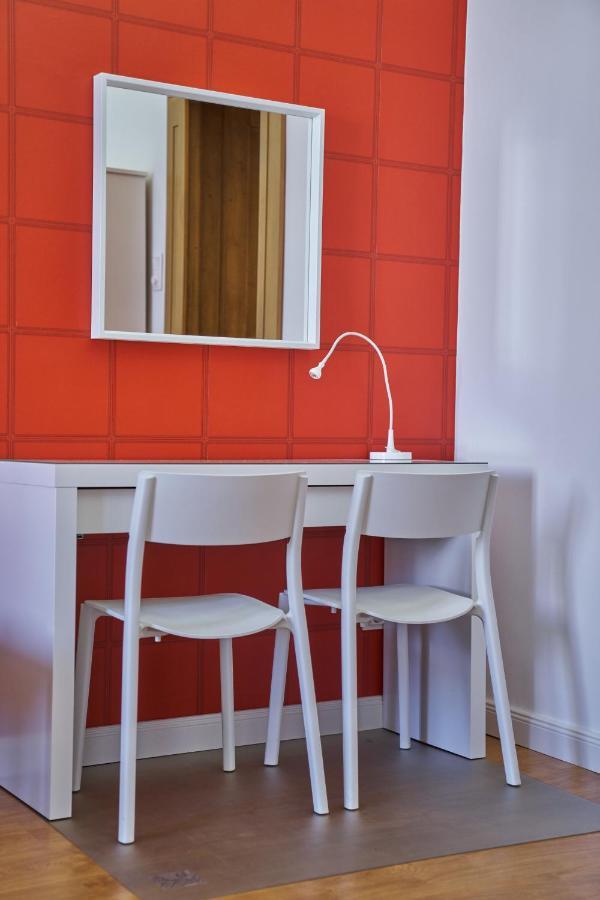 Nanirol Apartment At Gellert Bath Budapest Luaran gambar