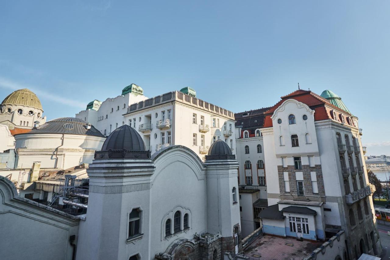 Nanirol Apartment At Gellert Bath Budapest Luaran gambar