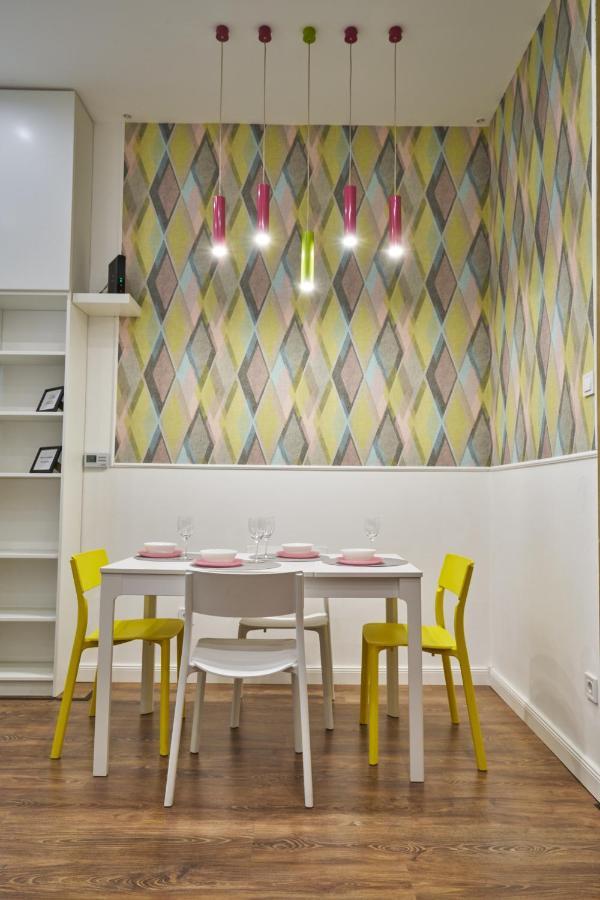 Nanirol Apartment At Gellert Bath Budapest Luaran gambar