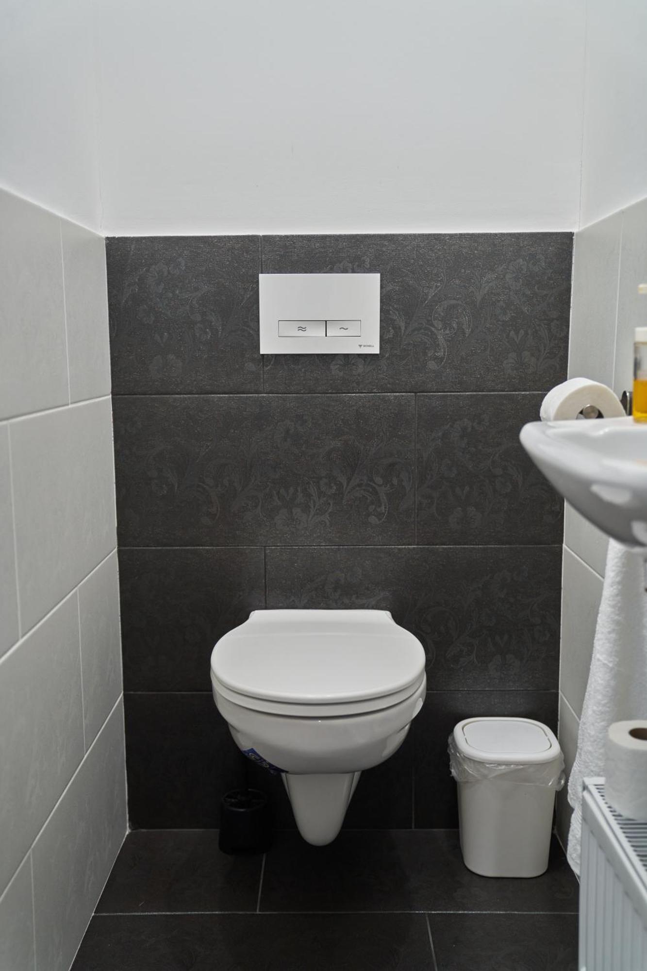 Nanirol Apartment At Gellert Bath Budapest Luaran gambar