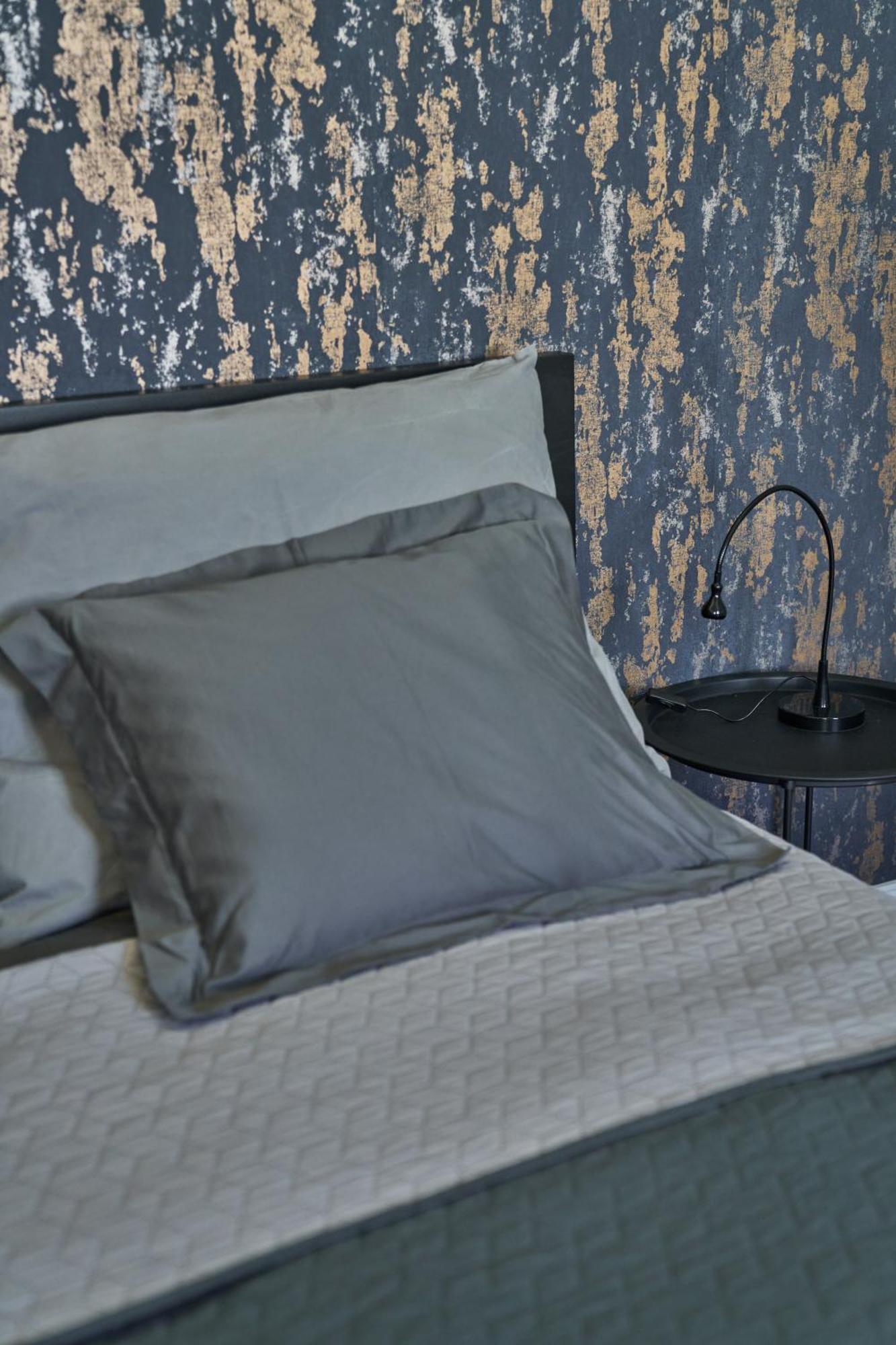Nanirol Apartment At Gellert Bath Budapest Luaran gambar