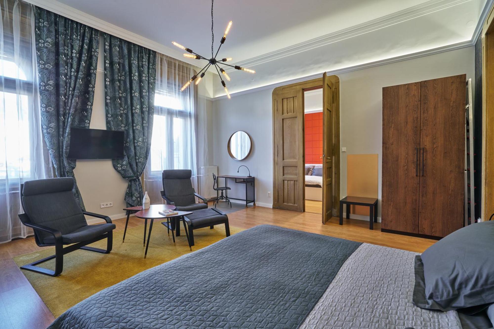 Nanirol Apartment At Gellert Bath Budapest Luaran gambar